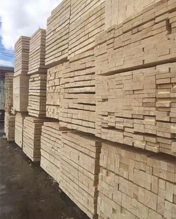 樂山防腐木設(shè)備展示